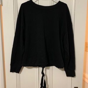 Black old navy sweat shirt